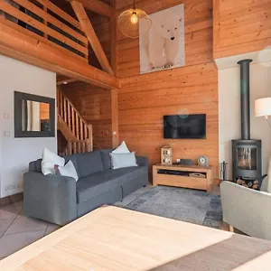  Chalet 2 Bed Chalet, Sleeps 5 With Shared Pool - Morzine